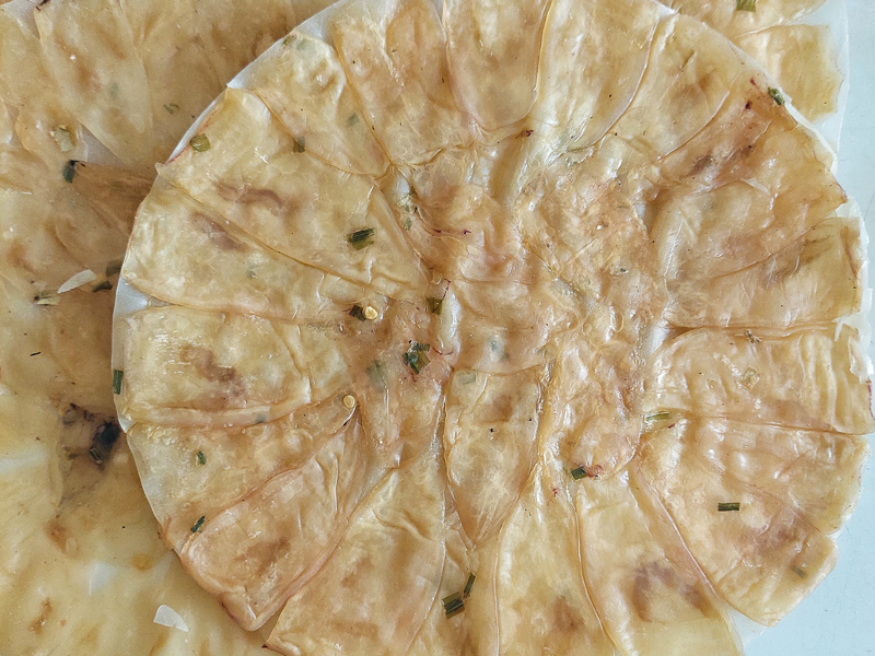 Bánh tráng mực sữa Cà Mau